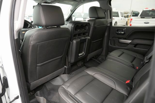 Used 2018 Chevrolet Silverado 1500 LT w/ Texas Edition image 11