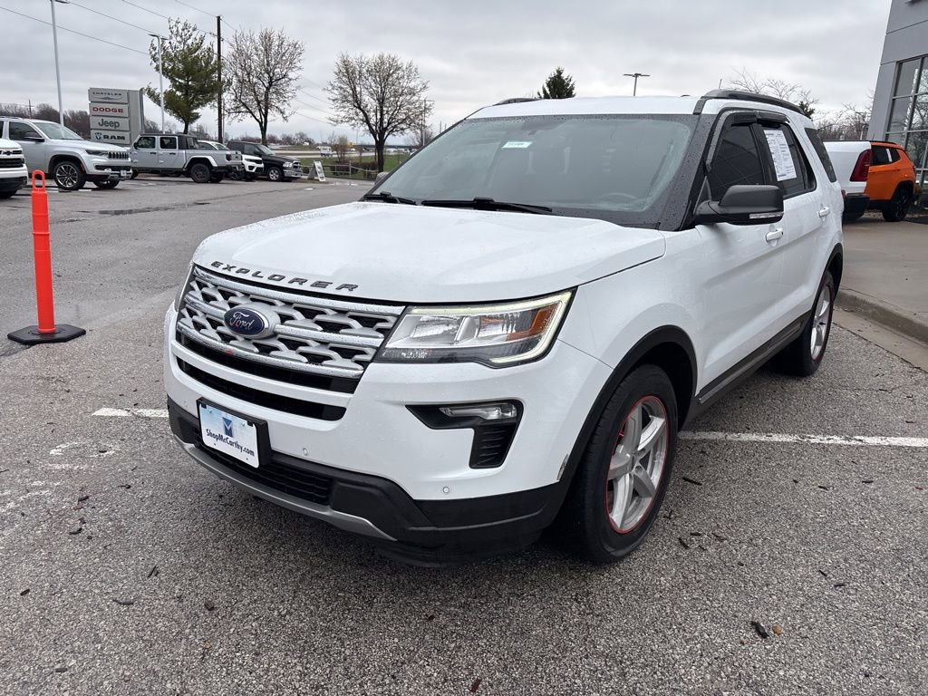 Used 2019 Ford Explorer XLT w/ Equipment Group 201A image 12