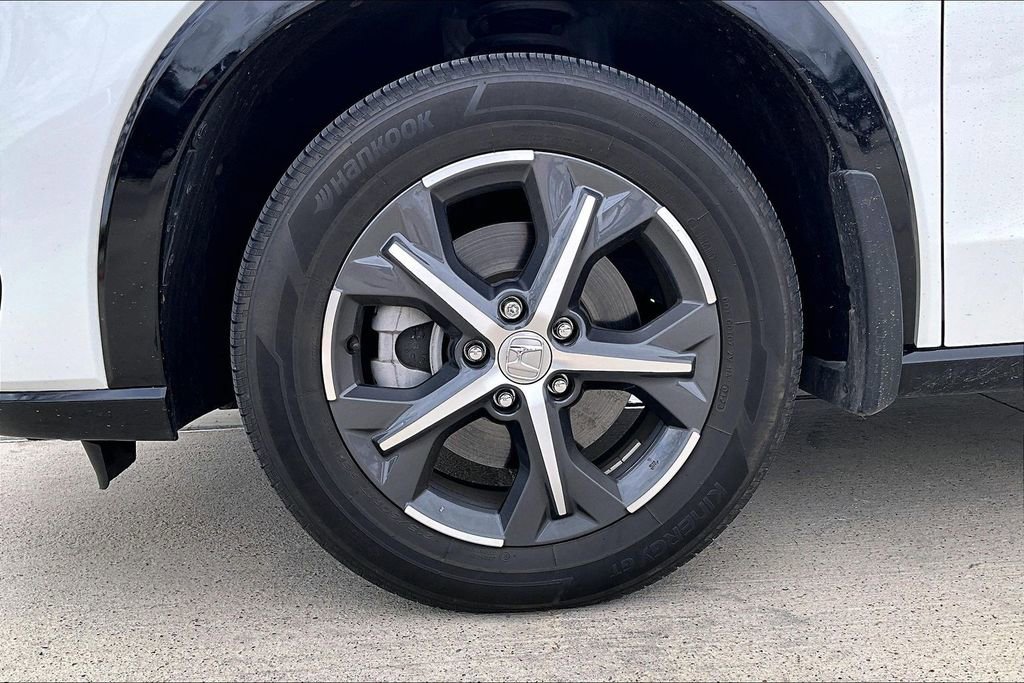Used 2023 Honda HR-V EX-L image 11
