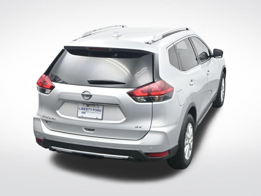 Used 2019 Nissan Rogue SV image 29