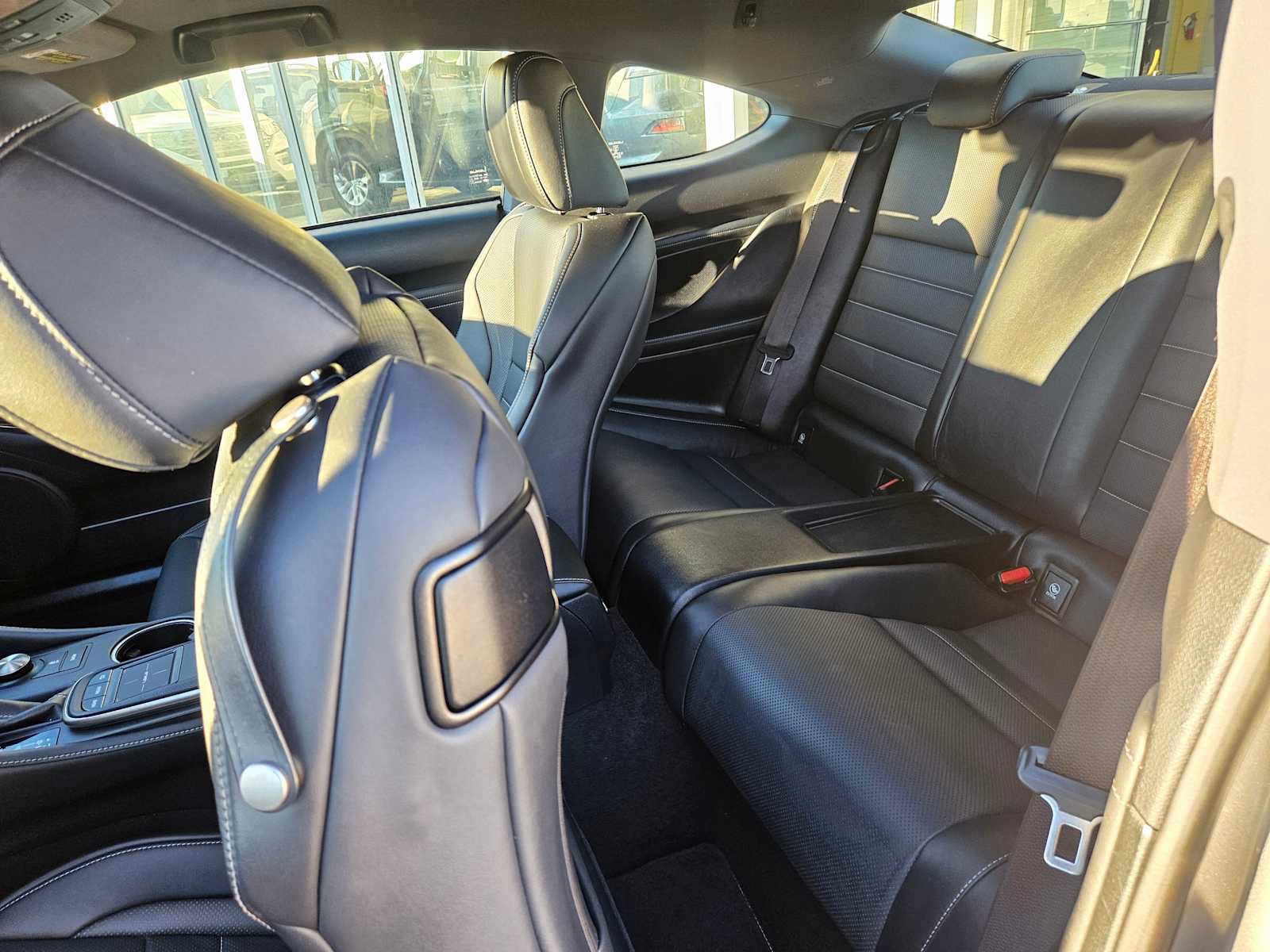 Used 2015 Lexus RC 350 image 19