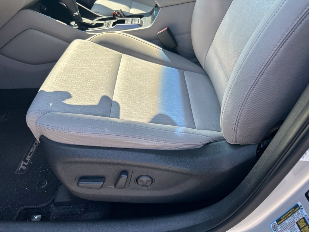 Used 2016 Hyundai Tucson SE w/ Option Group 02 FWD image 6