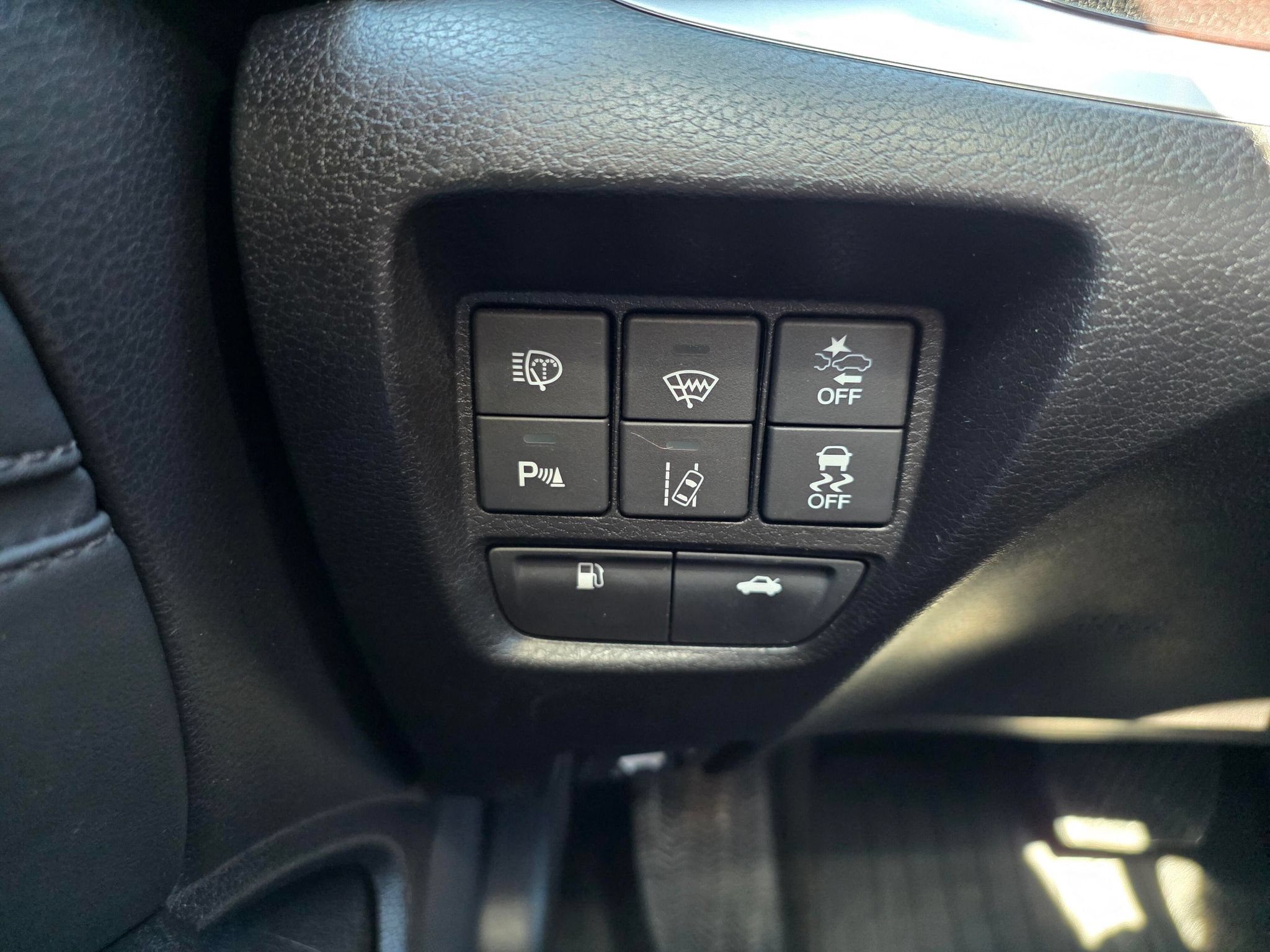 Used 2017 Acura TLX w/ Advance Package AWD/4WD image 31
