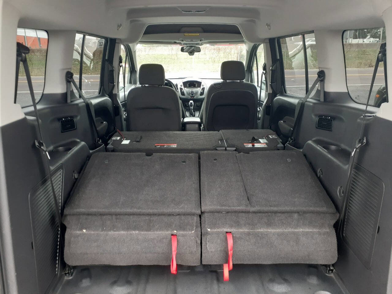 Used 2016 Ford Transit Connect XL image 25