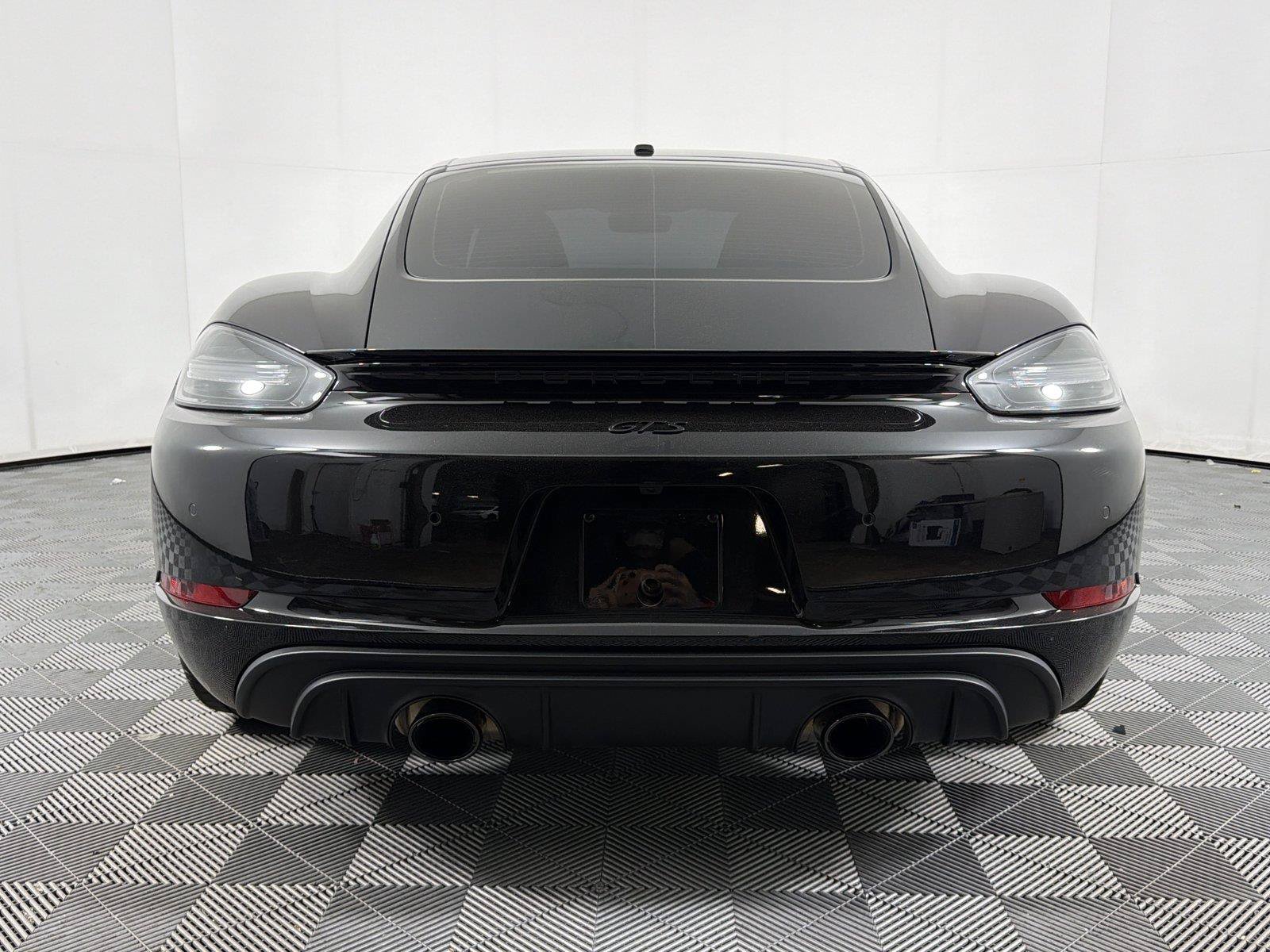 Used 2025 Porsche 718 Cayman GTS RWD image 5