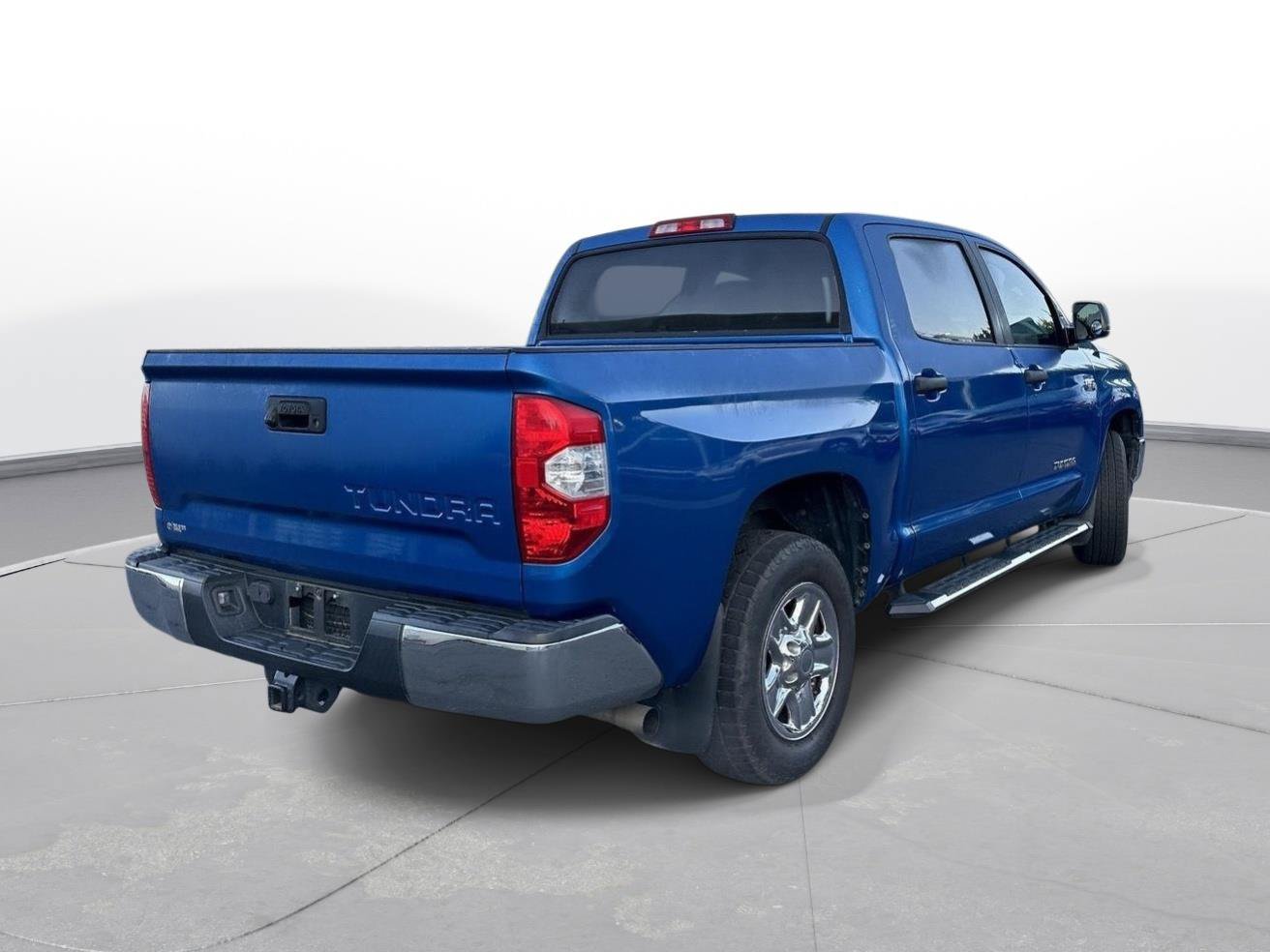 Used 2017 Toyota Tundra SR5 w/ SR5 Upgrade Package RWD image 6