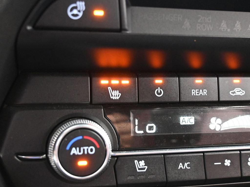 Used 2023 MAZDA CX-9 Carbon Edition image 25