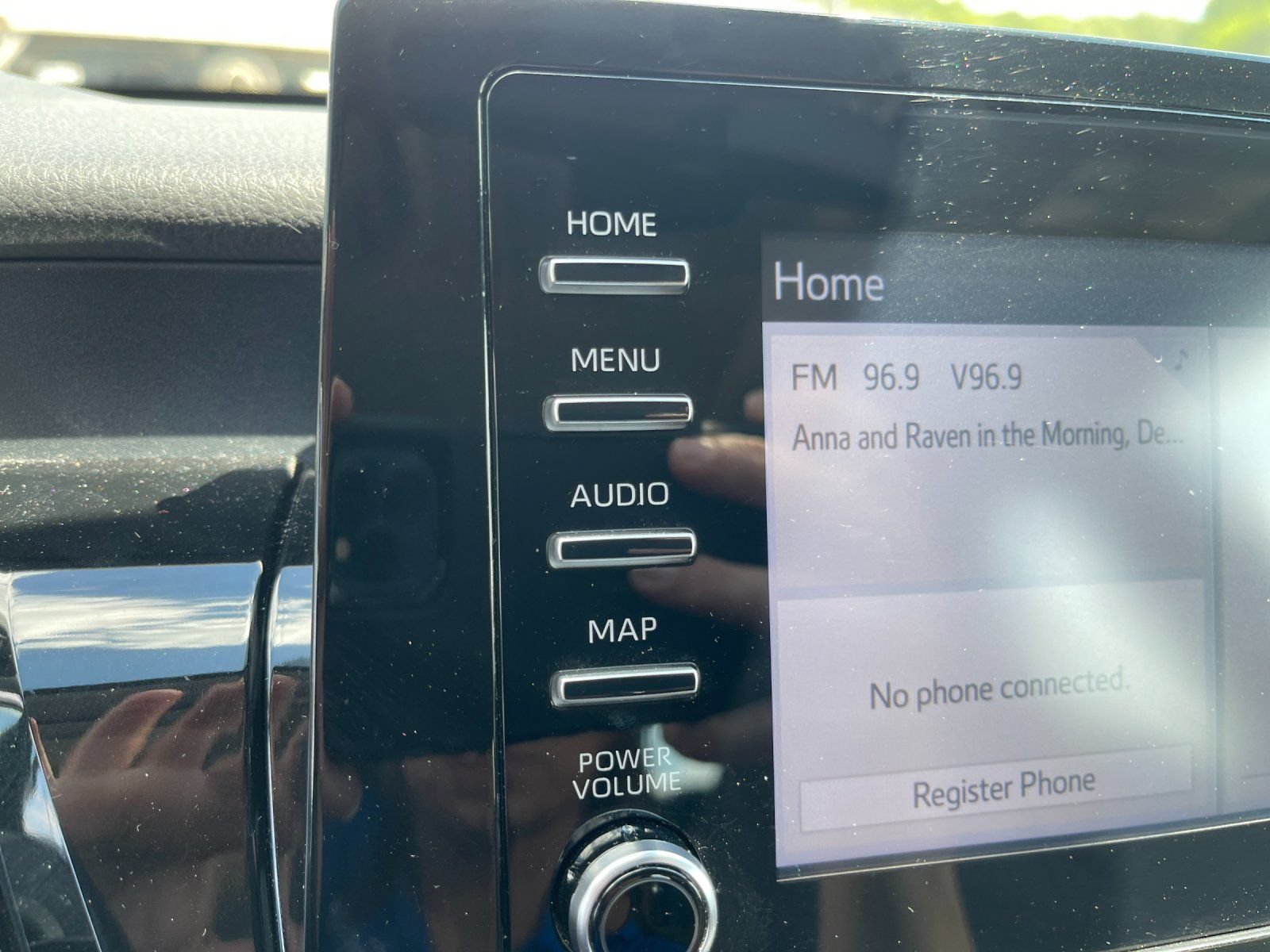 Used 2023 Toyota Camry SE FWD image 19