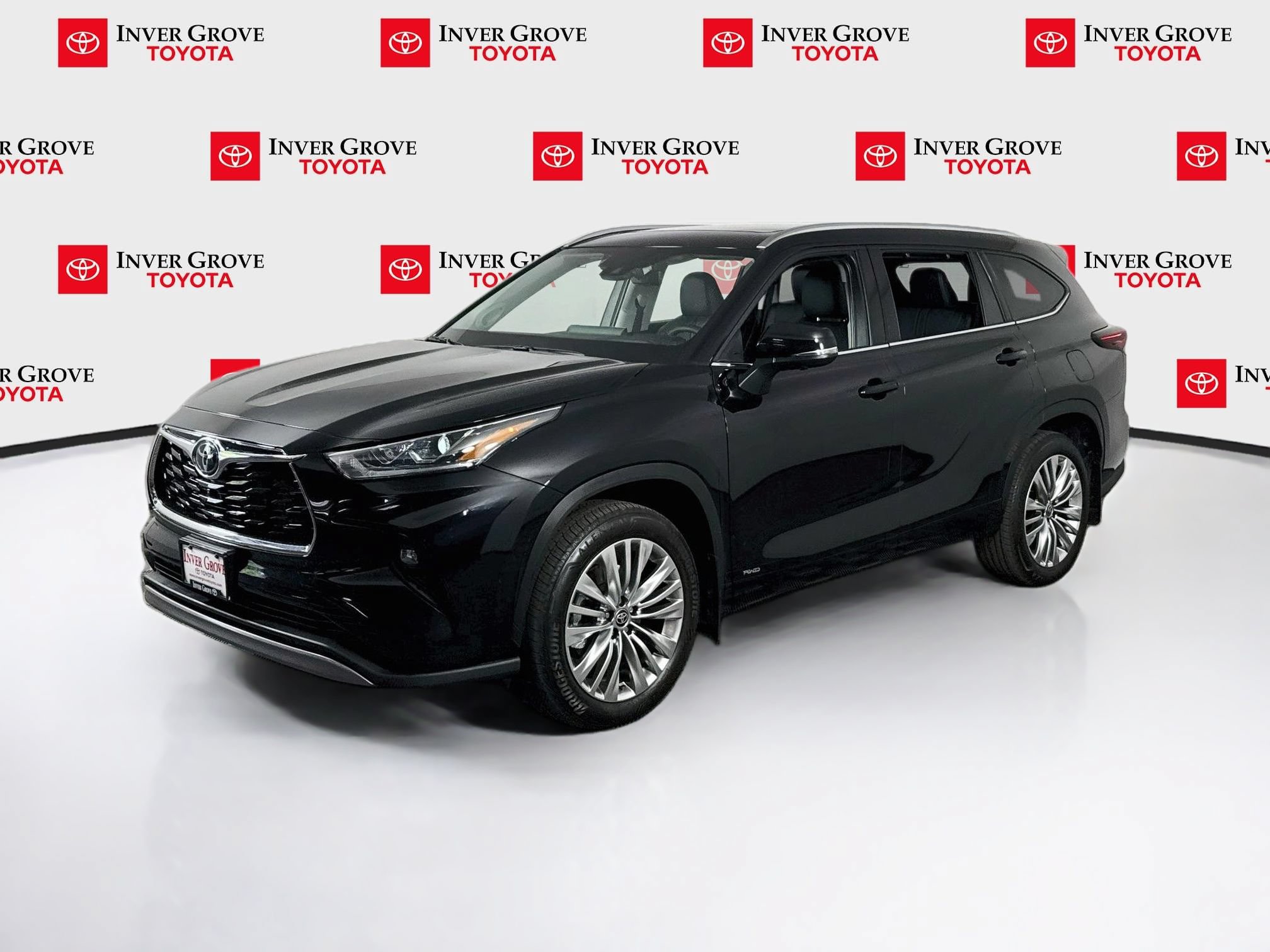 Used 2026 Toyota Highlander Platinum
