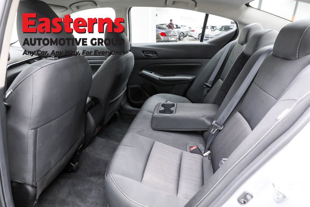 Used 2024 Nissan Altima 2.5 SV image 21