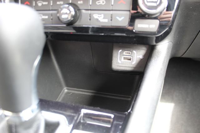 Used 2024 Jeep Compass Limited w/ Elite Group image 22