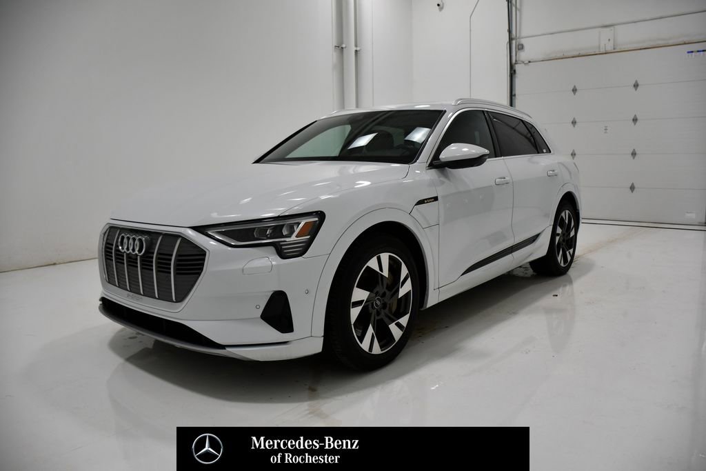 Used 2022 Audi e-tron Premium Plus w/ Premium Plus Package