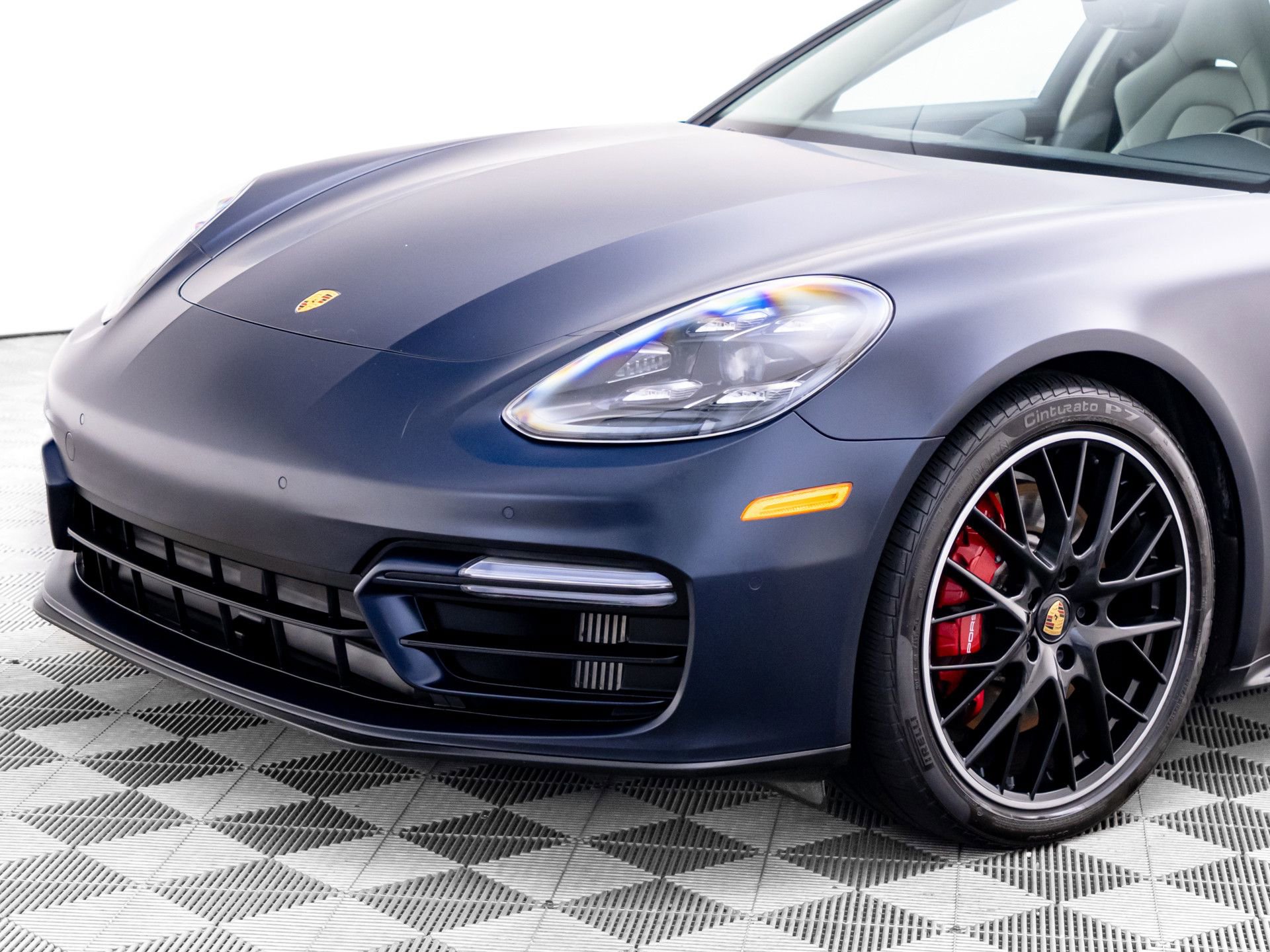 Used 2022 Porsche Panamera GTS AWD/4WD image 36