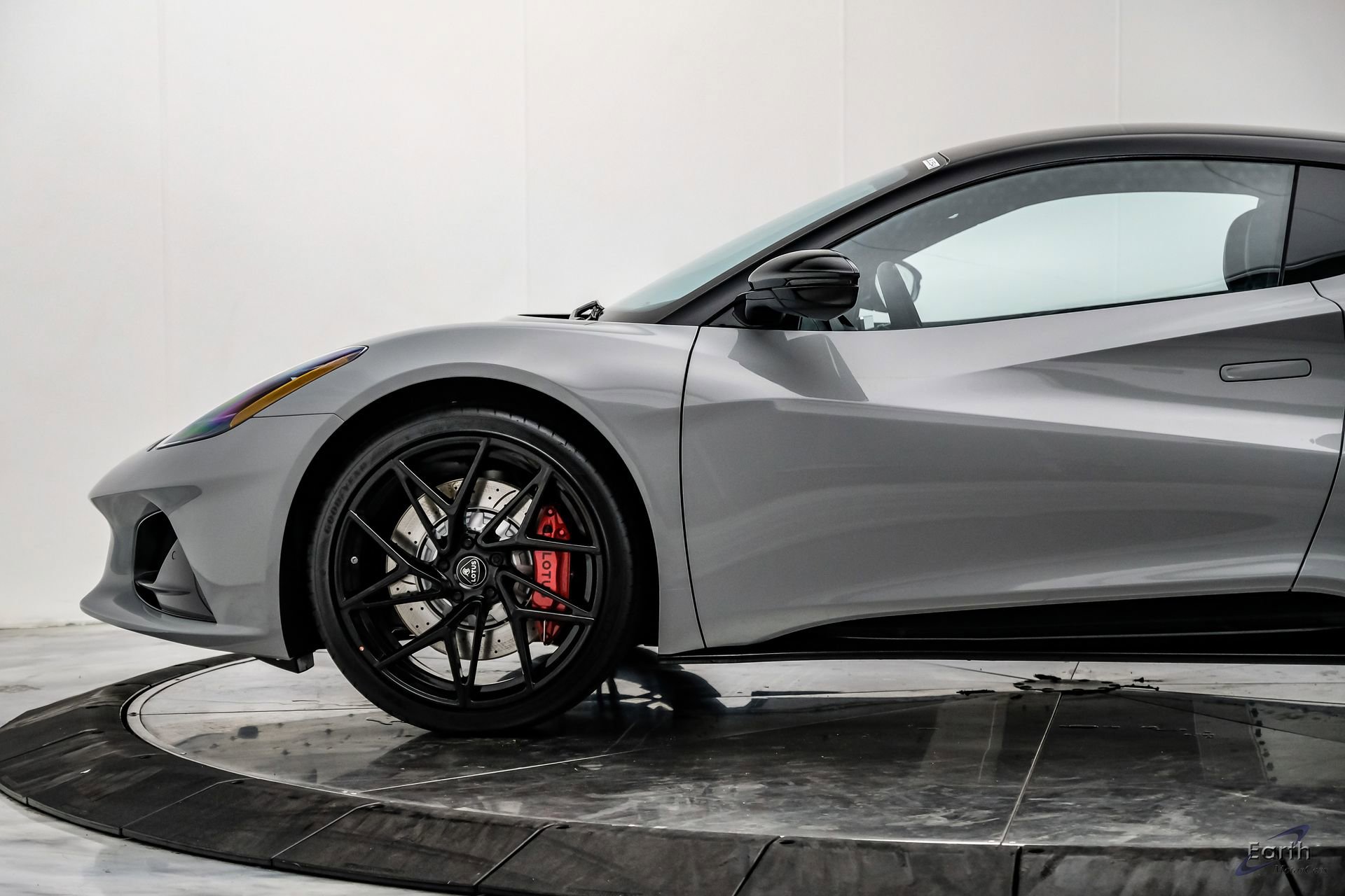 New 2026 Lotus Emira V6 SE RWD image 10