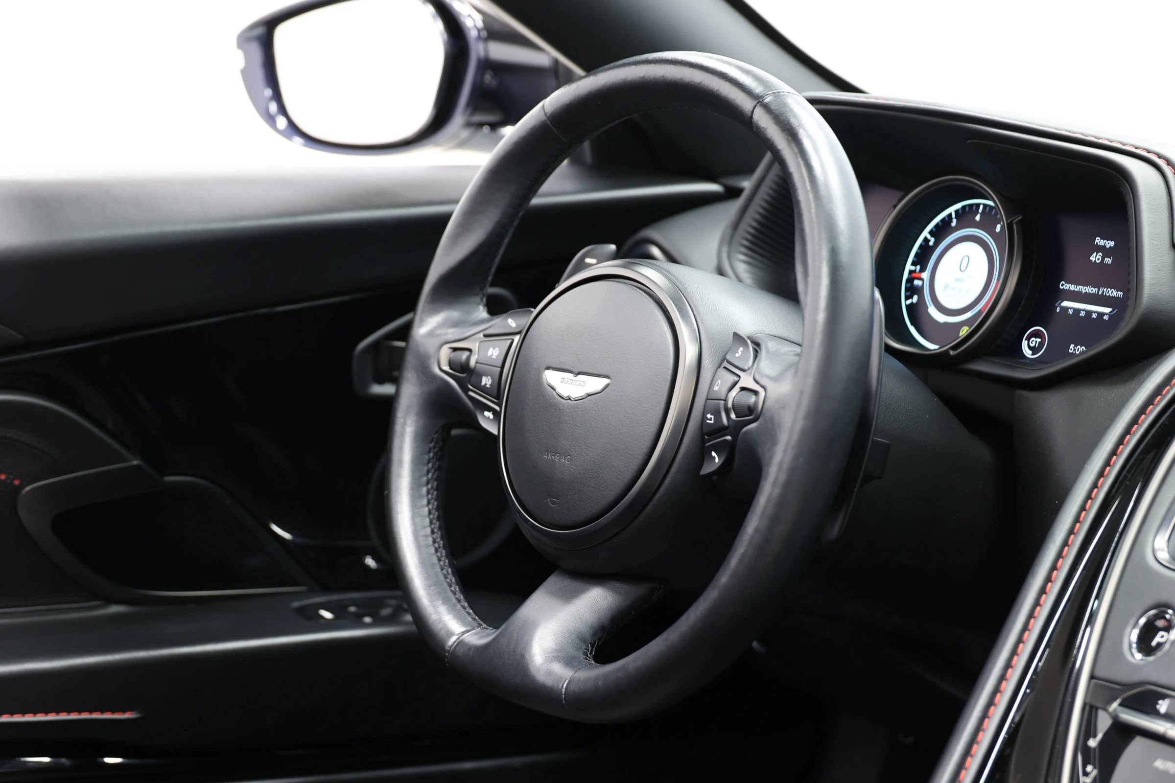 Used 2019 Aston Martin DB11 Volante RWD image 95