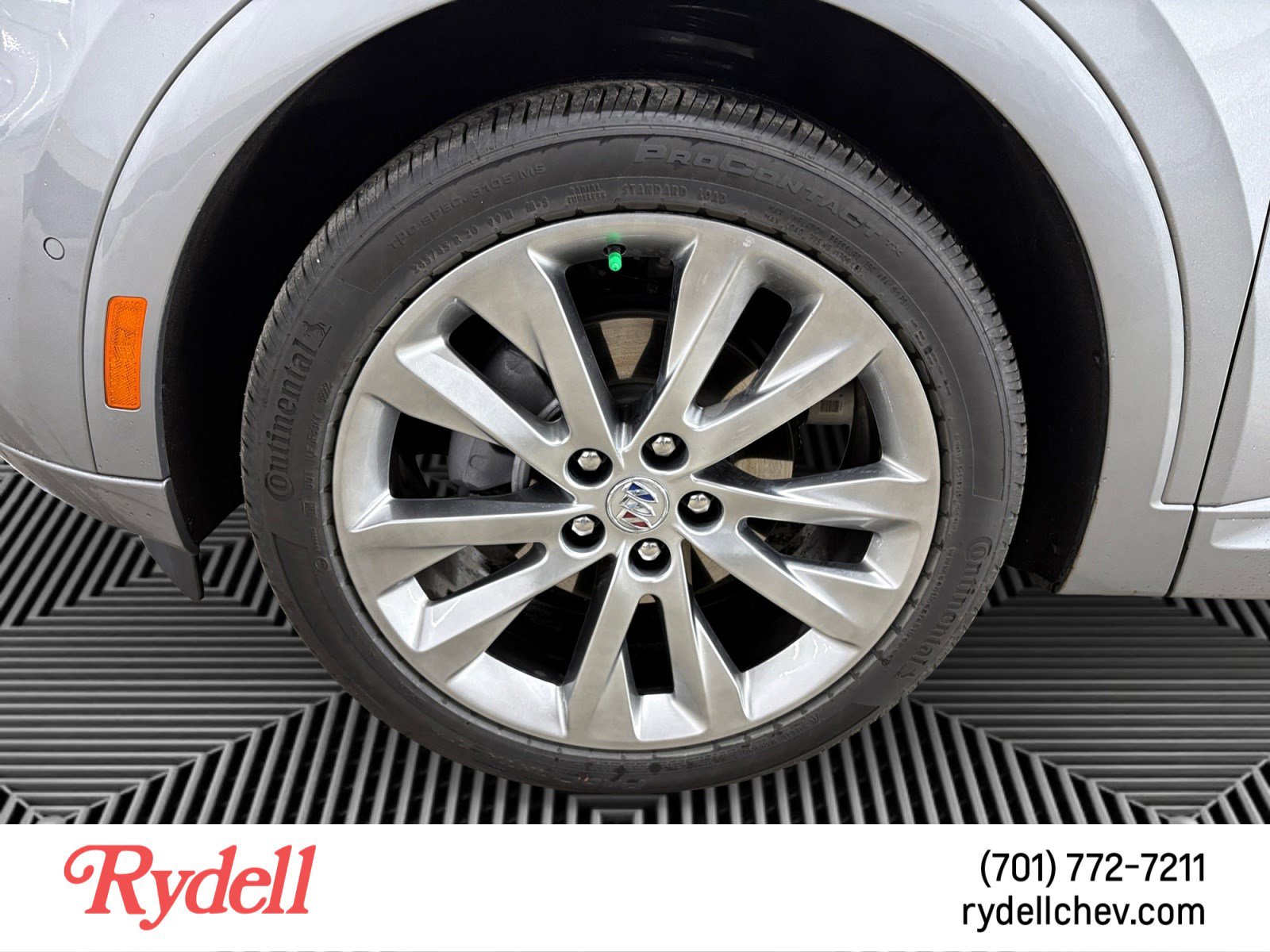 Used 2023 Buick Envision Avenir AWD/4WD image 9