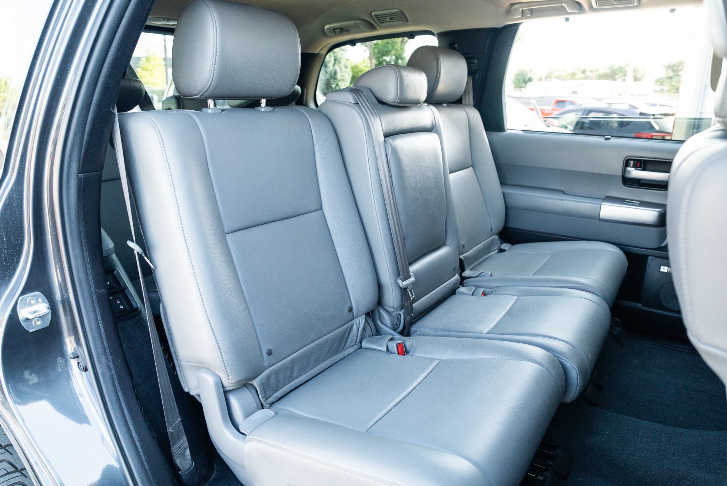 Used 2019 Toyota Sequoia Limited w/ Safety & Convenience Package AWD/4WD image 20