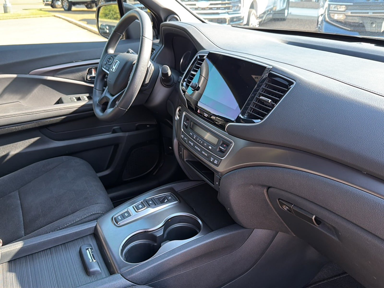 Used 2022 Honda Pilot Sport image 18