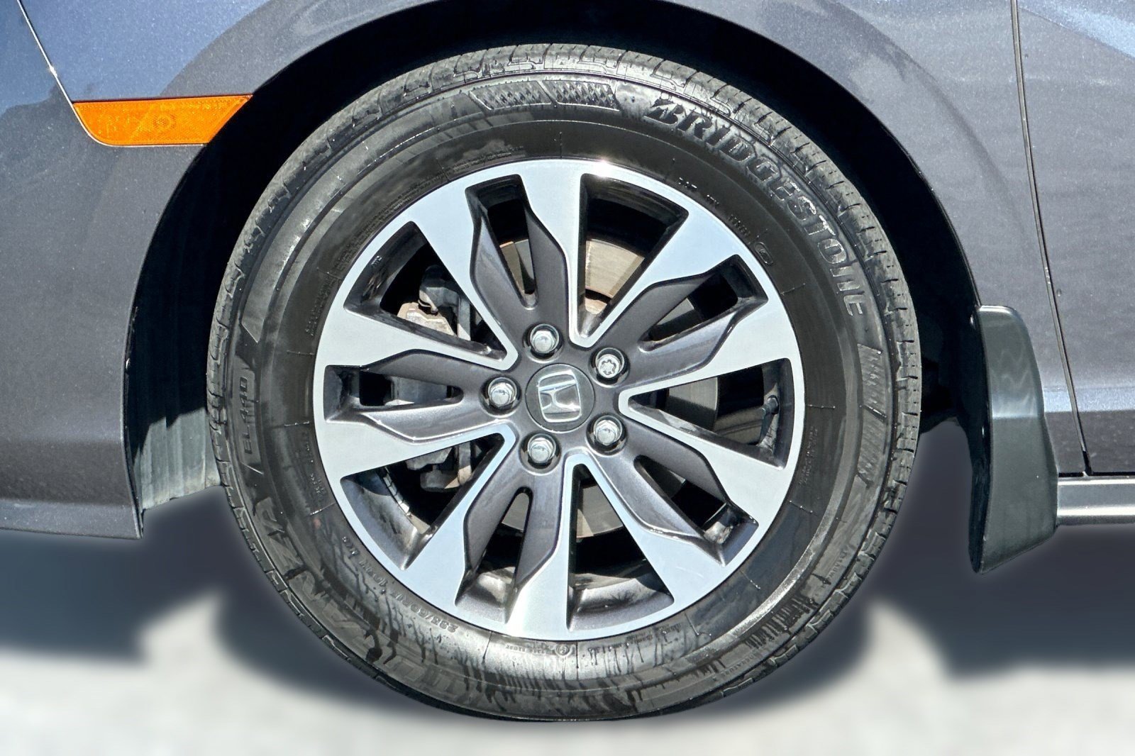 Used 2024 Honda Odyssey EX-L image 12