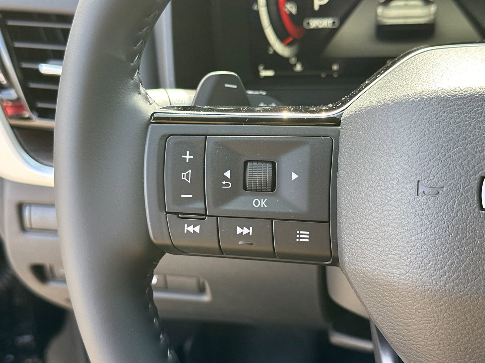 New 2026 Nissan Rogue Platinum w/ Platinum Premium Package image 25