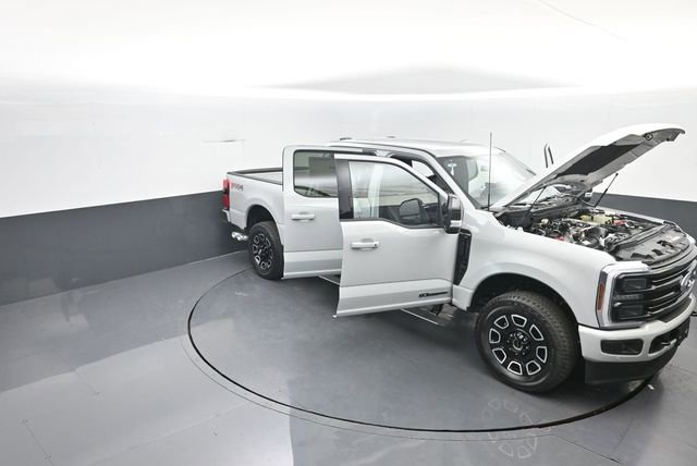 New 2026 Ford F350 Platinum w/ FX4 Off-Road Package image 35