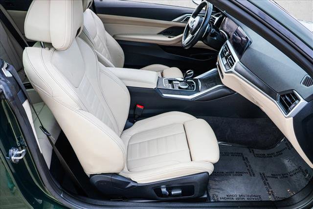 Used 2023 BMW 440i xDrive Convertible w/ Premium Package image 25