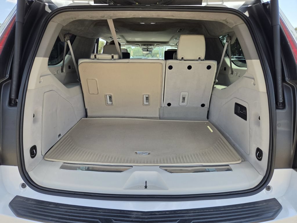 Used 2021 Cadillac Escalade ESV Sport Platinum w/ LPO, ONYX Package AWD/4WD image 30