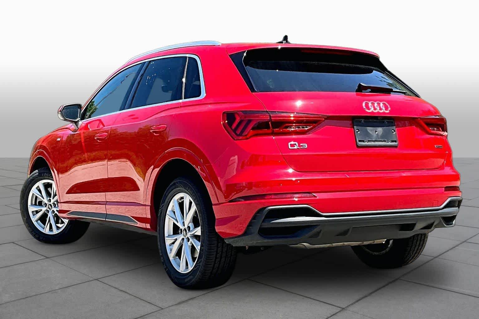 Used 2025 Audi Q3 2.0T Premium AWD/4WD image 12
