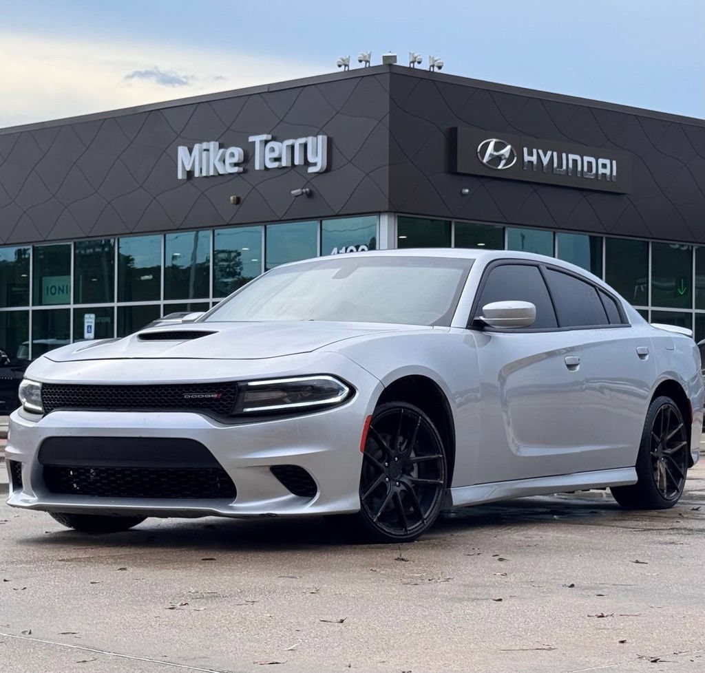Used 2022 Dodge Charger R/T w/ Plus Group RWD image 1