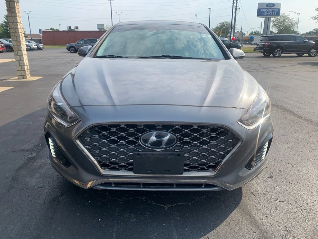 Used 2018 Hyundai Sonata Limited FWD image 9