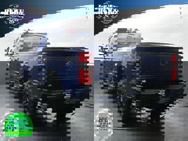 New 2026 Ford F250 Lariat w/ Black Appearance Package image 5