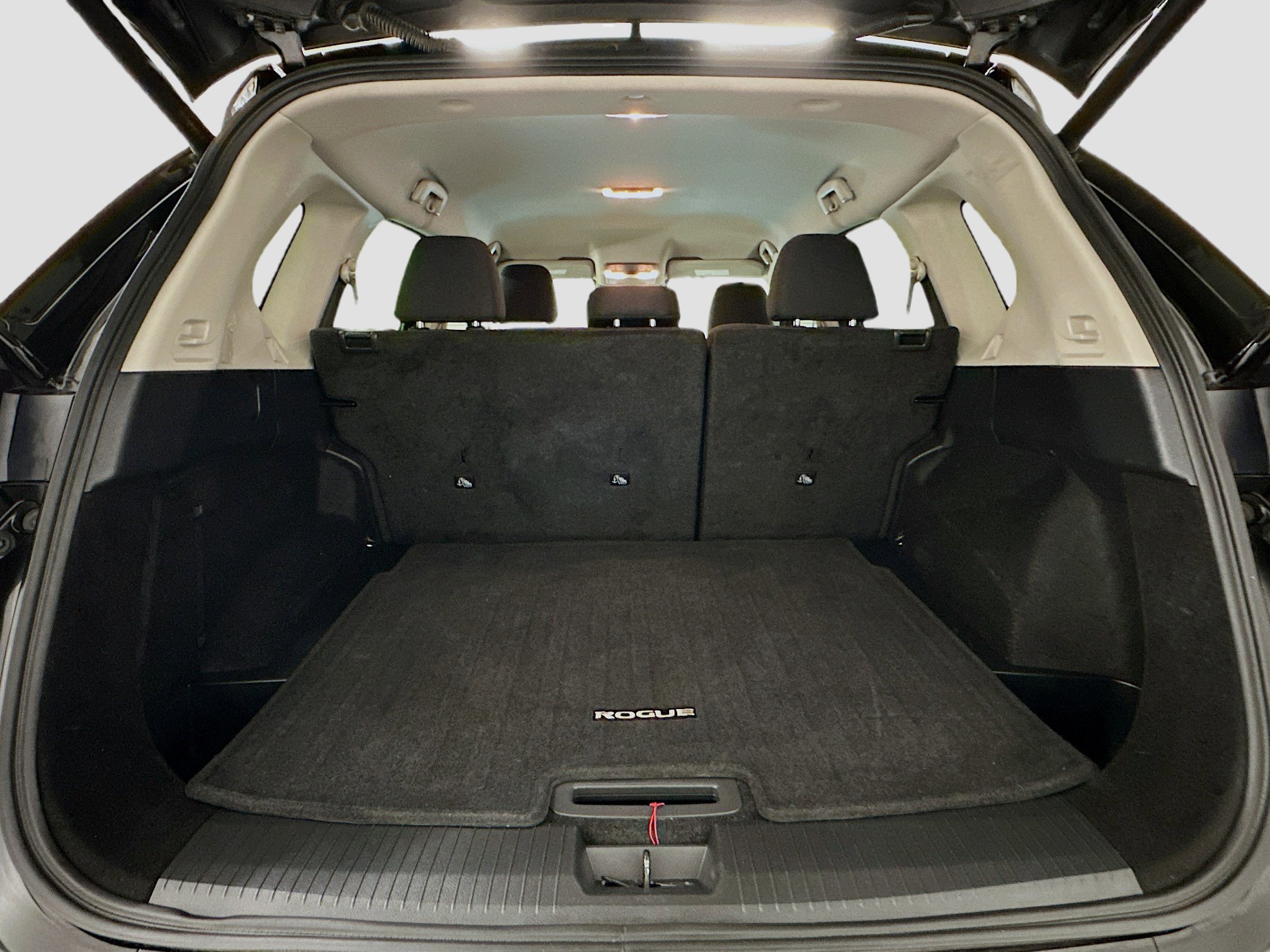 Used 2025 Nissan Rogue SV image 29