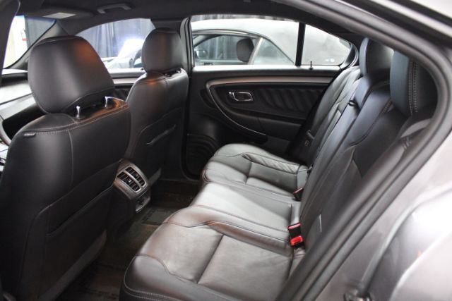 Used 2013 Ford Taurus SEL FWD image 22