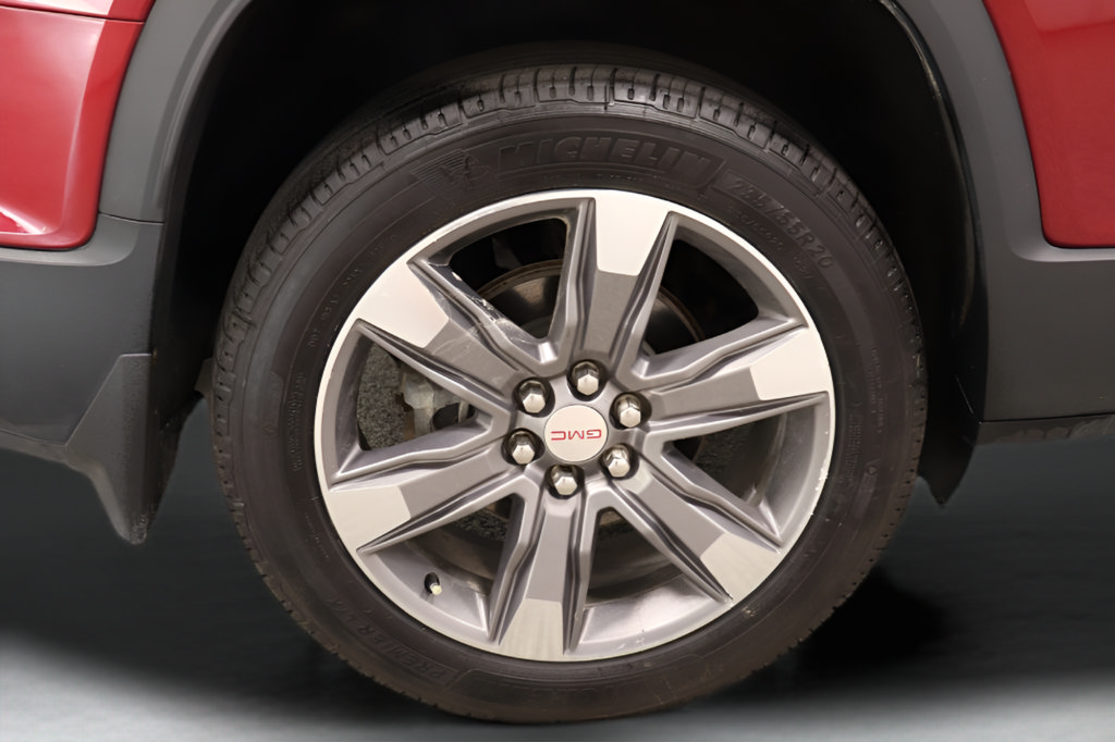 Used 2019 GMC Acadia SLT w/ LPO, Floor Liner Package AWD/4WD image 29