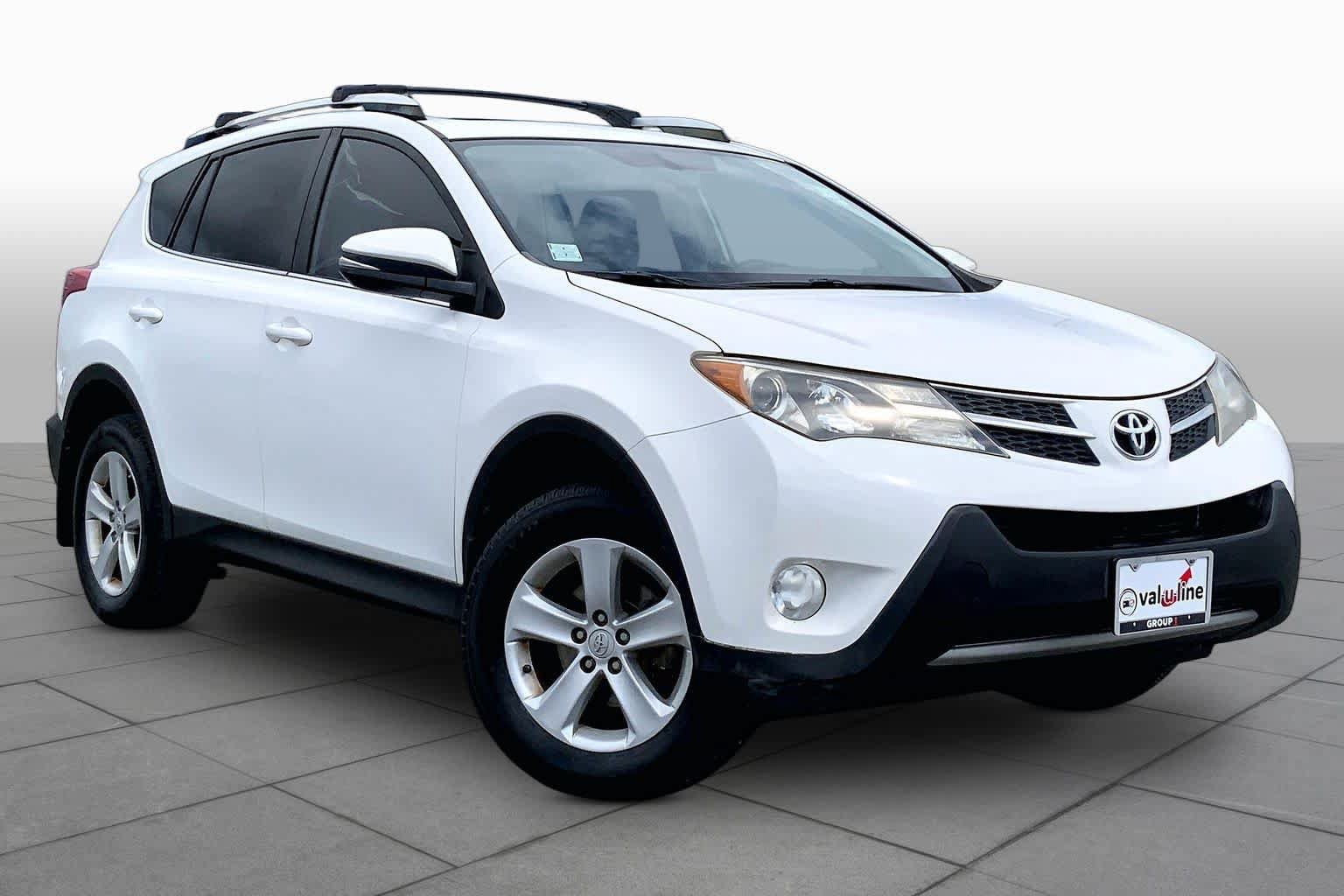 Used 2013 Toyota RAV4 XLE FWD image 3