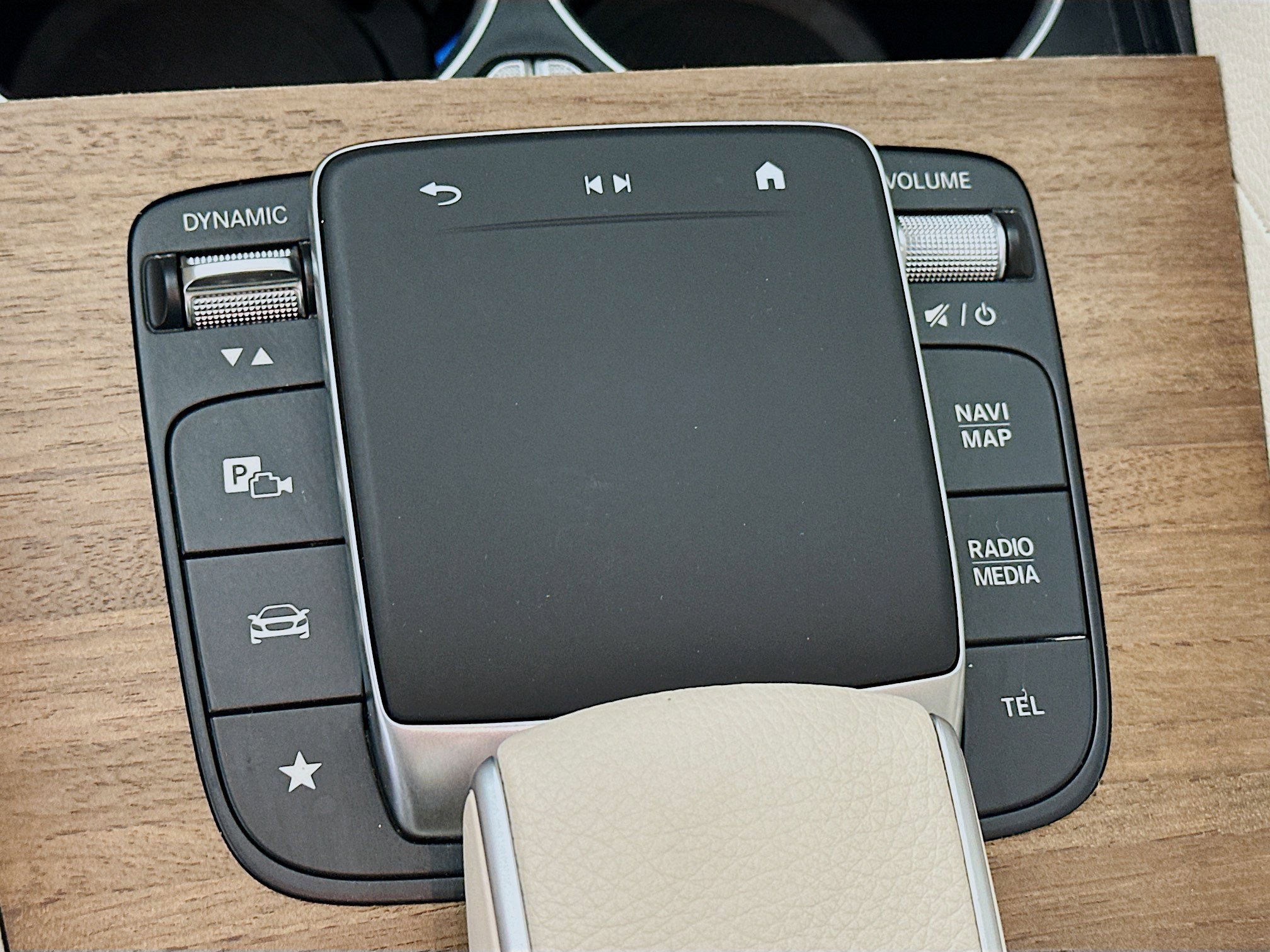 Certified 2024 Mercedes-Benz GLE 450 4MATIC image 22