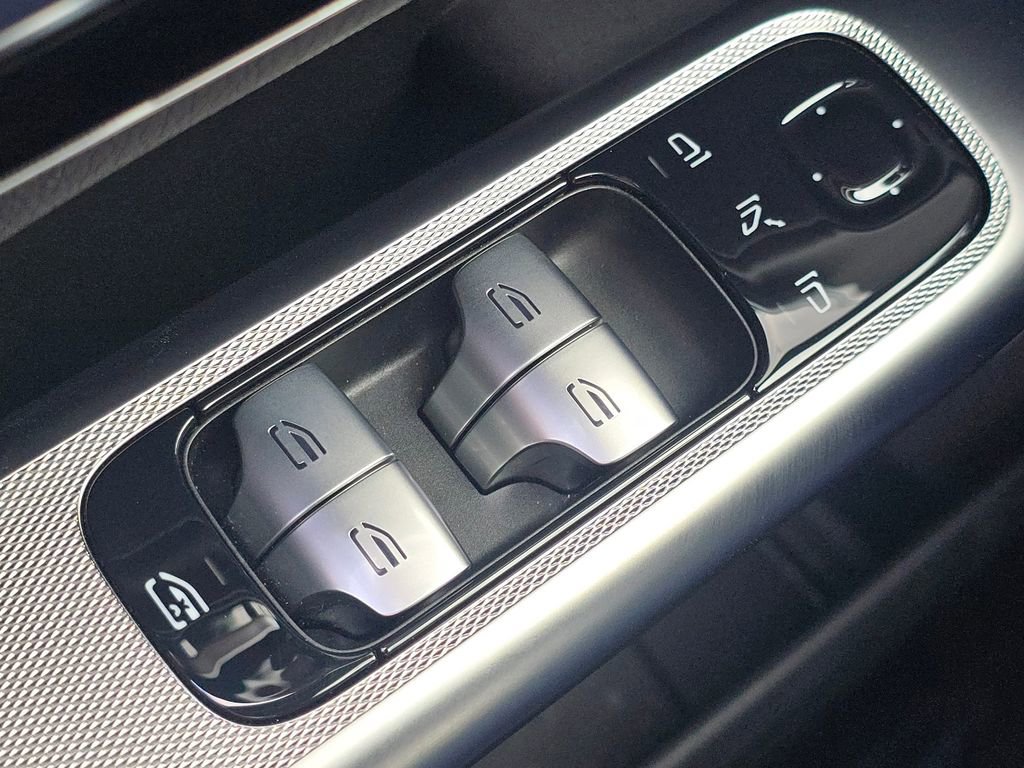 Certified 2026 Mercedes-Benz GLC 300 4MATIC image 27