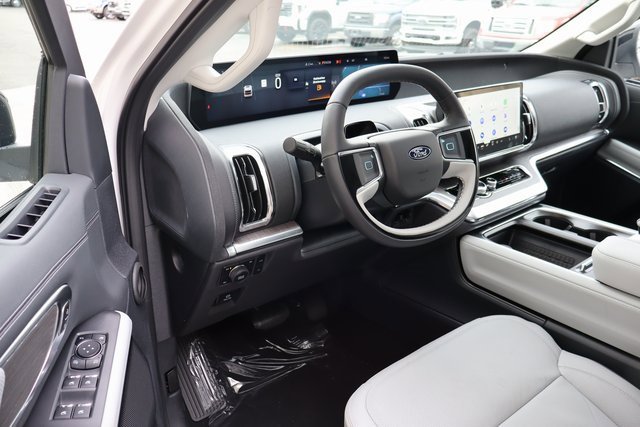 New 2025 Ford Expedition Max Platinum w/ Platinum Ultimate Package image 4