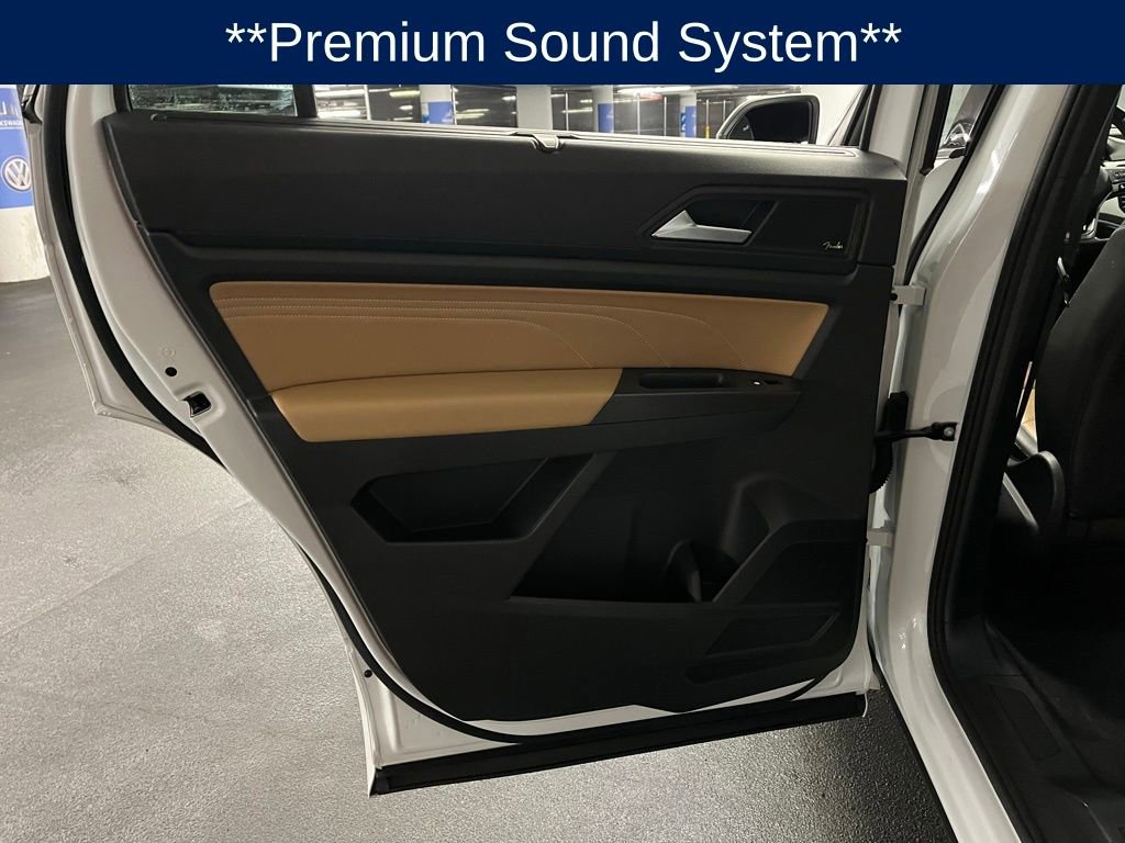 Certified 2022 Volkswagen Atlas Cross Sport SEL Premium R-Line w/ Cross Sport MDO Package AWD/4WD image 22