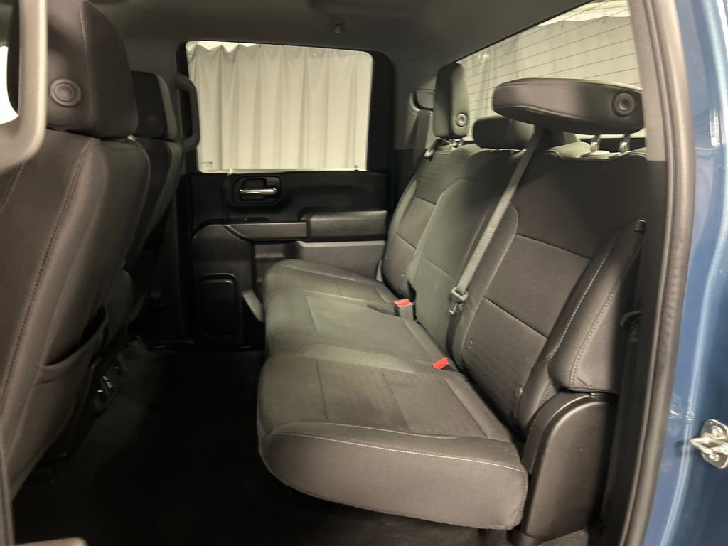 Used 2025 Chevrolet Silverado 2500 Custom w/ Custom Value Package image 23