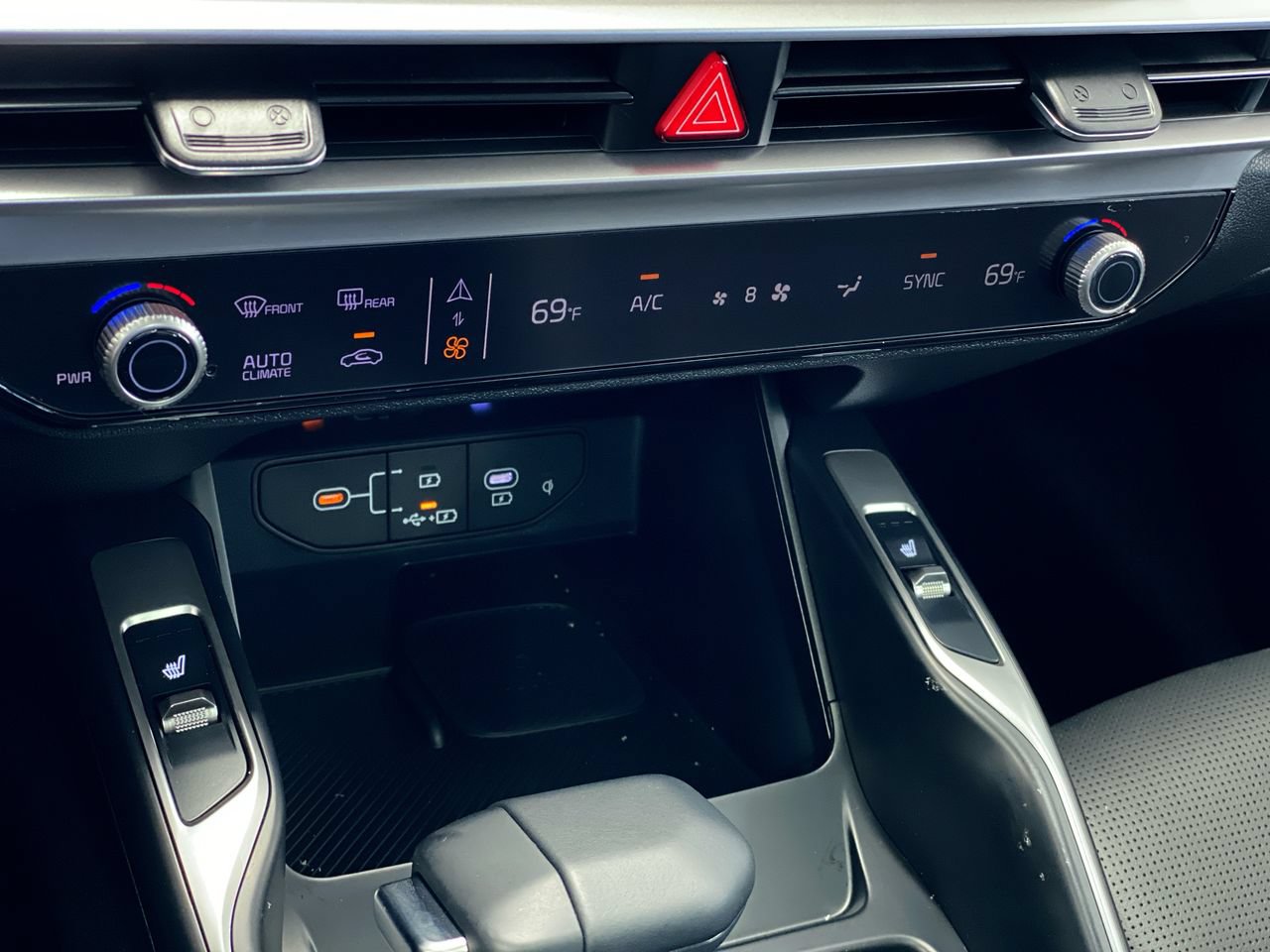 New 2026 Kia Sorento S FWD image 24