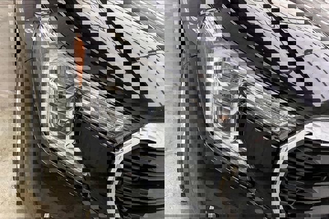 Certified 2022 GMC Terrain SLE w/ Driver Convenience Package image 25