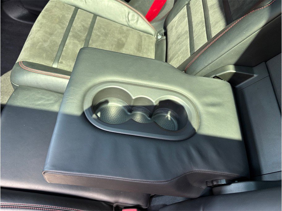 Used 2021 Porsche Cayenne GTS w/ Premium Package image 47