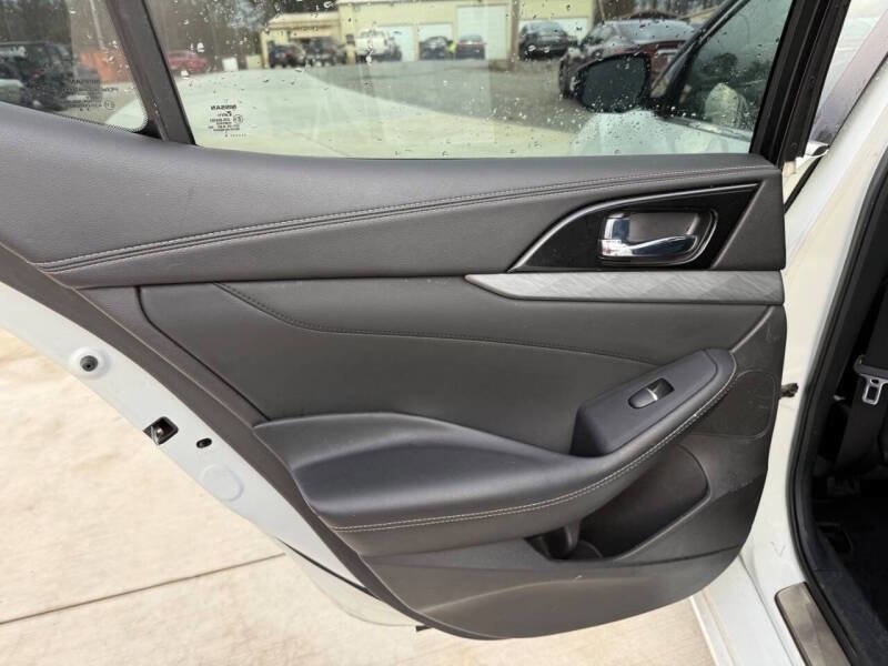 Used 2016 Nissan Maxima 3.5 SV image 19