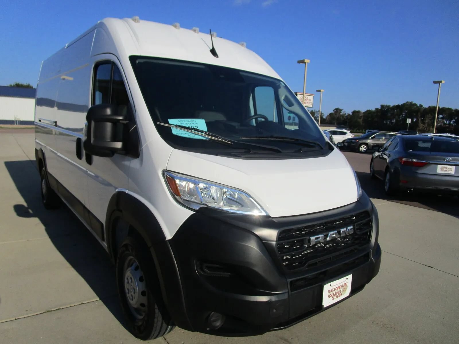 Used 2023 RAM ProMaster 2500 FWD image 5