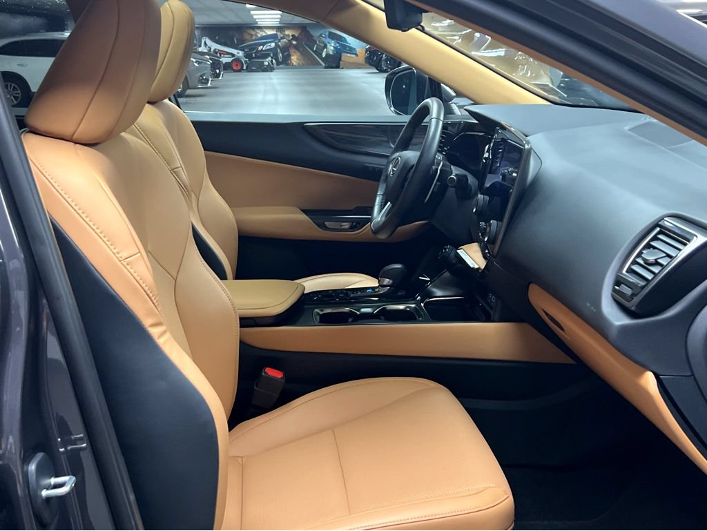 Certified 2026 Lexus NX 350h AWD w/ Cold Area Package image 25