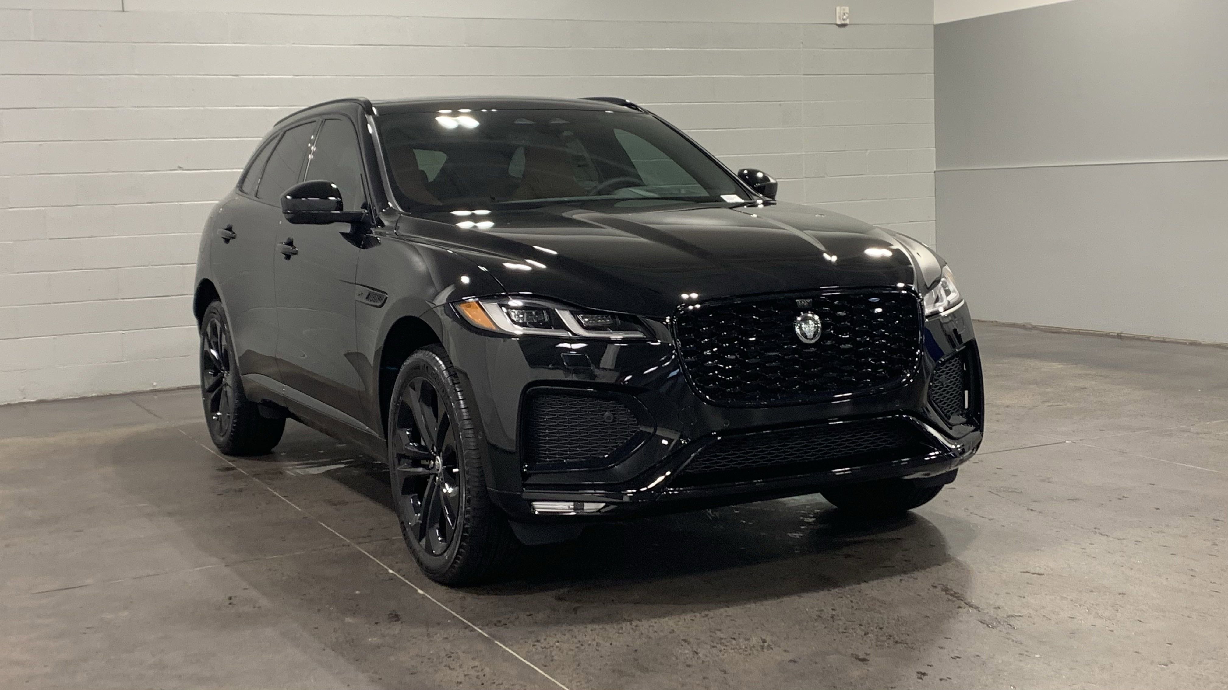 New 2026 Jaguar F-PACE R-Dynamic S image 11