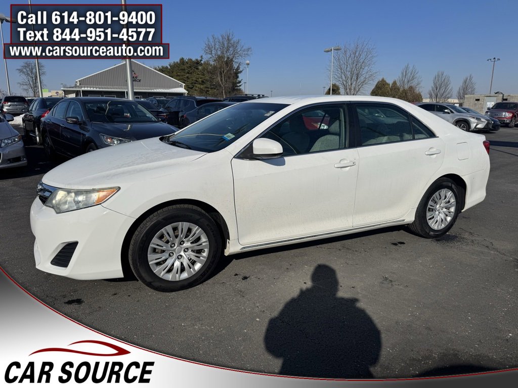 Used 2012 Toyota Camry LE image 3