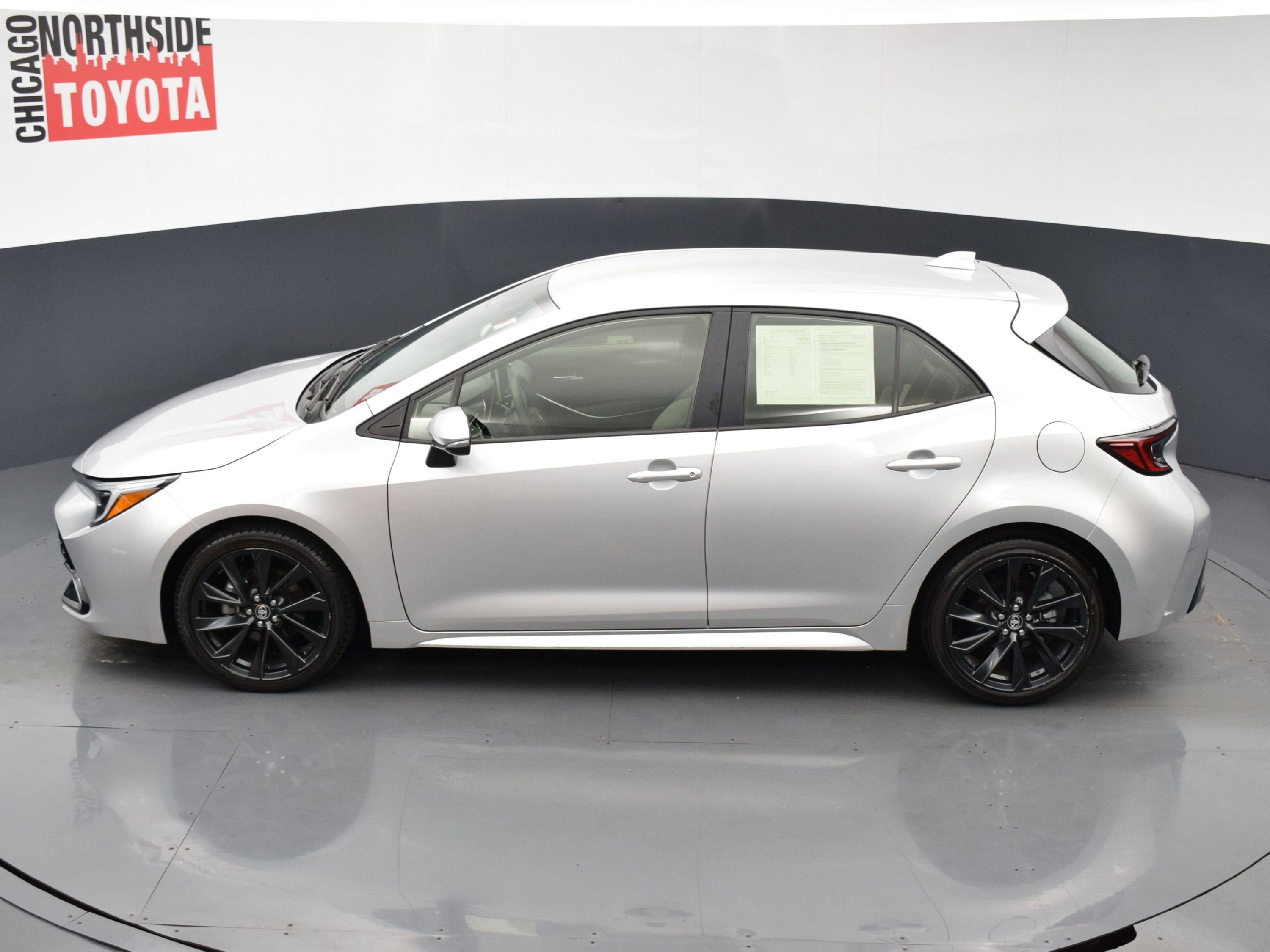 Used 2024 Toyota Corolla XSE FWD image 18