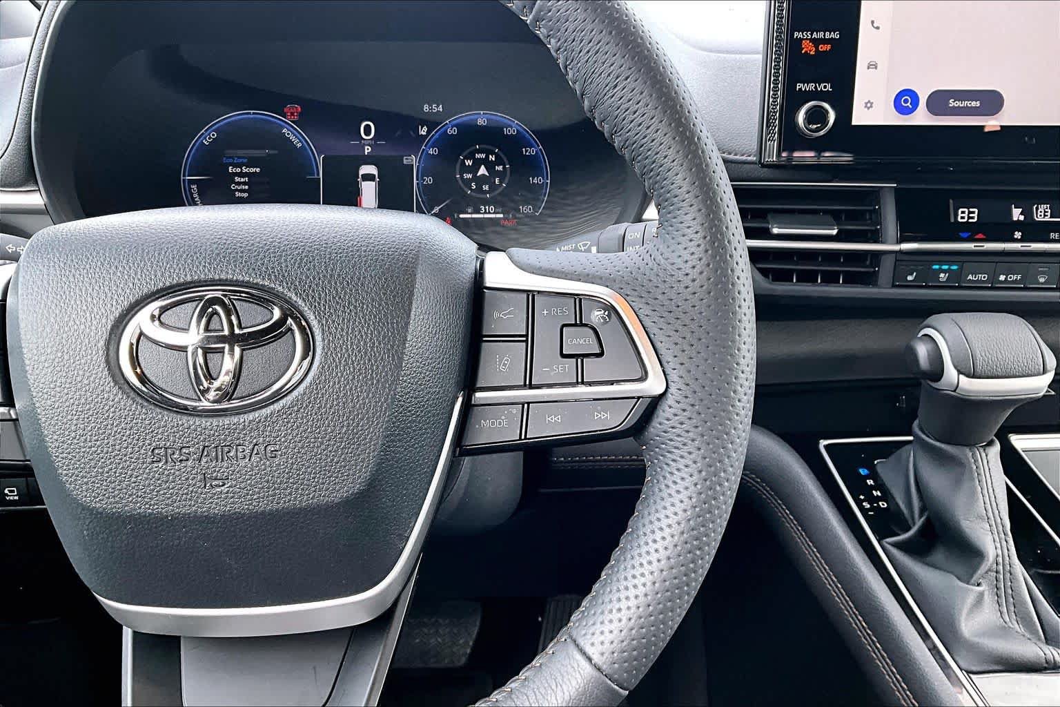 Used 2026 Toyota Sienna Platinum AWD/4WD image 24